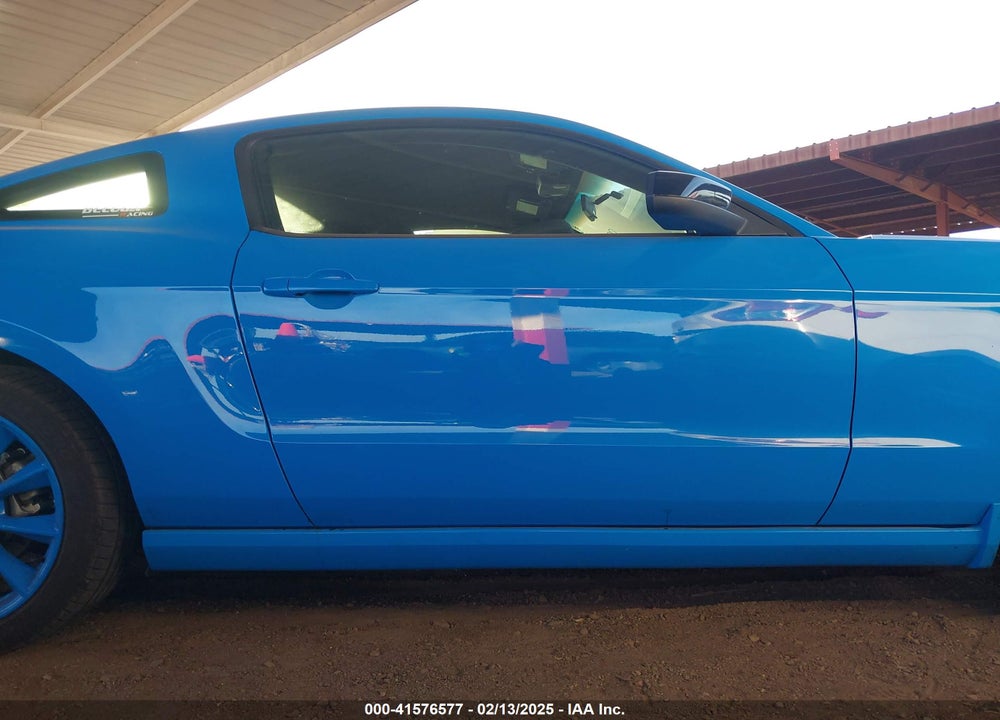 2014 FORD MUSTANG VIN: 1ZVBP8AM4E5231592