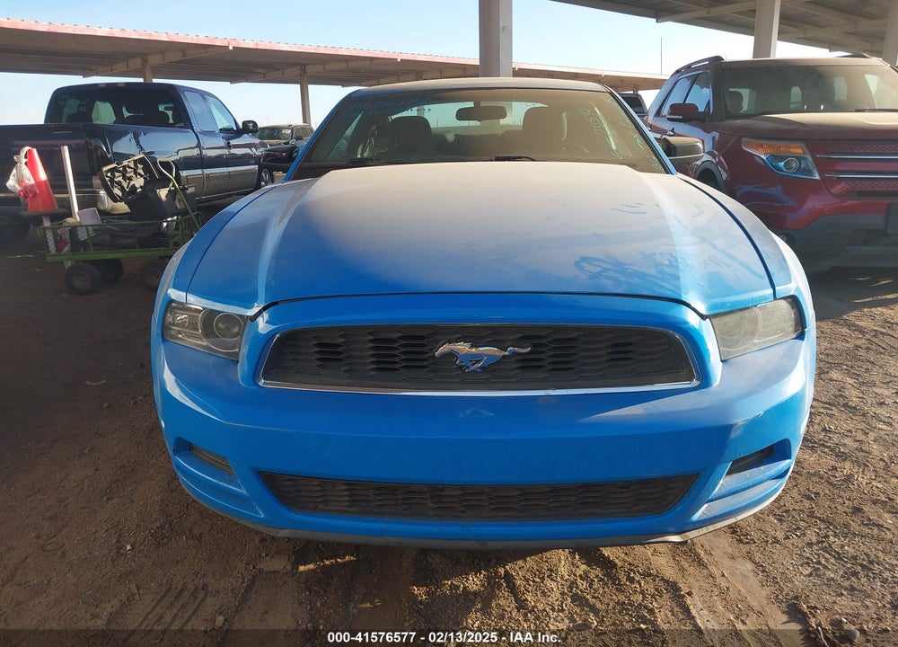 2014 FORD MUSTANG VIN: 1ZVBP8AM4E5231592