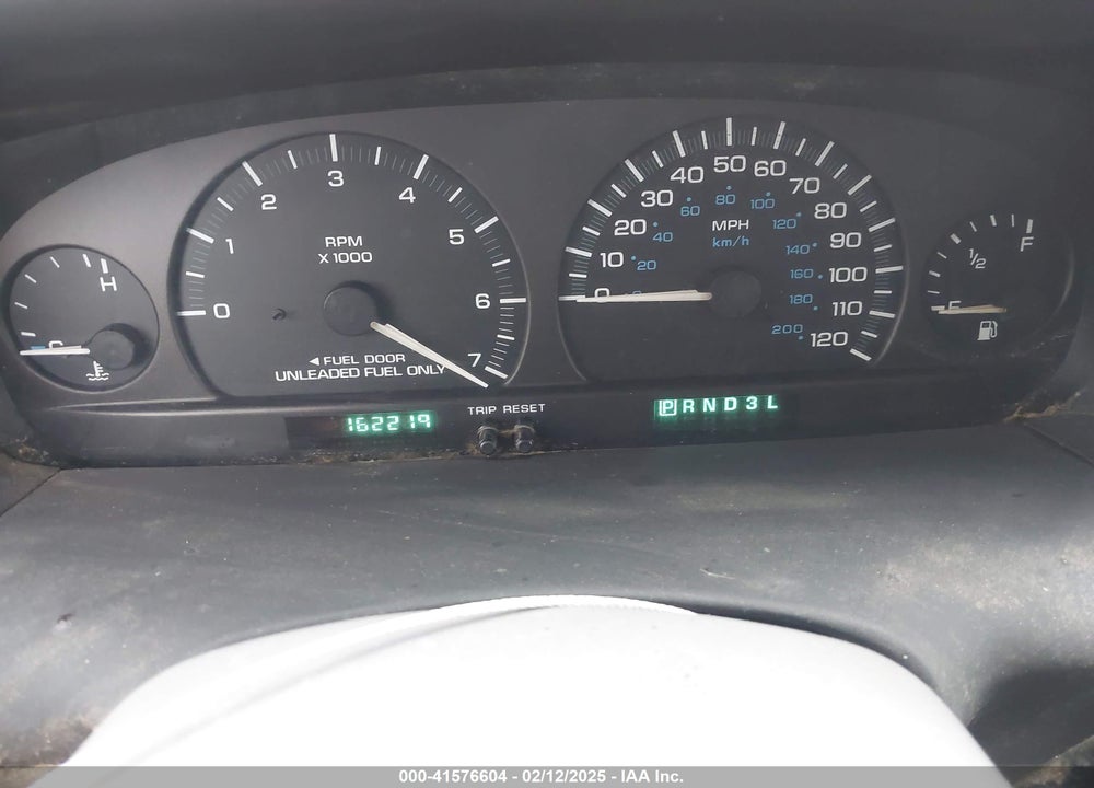 1999 PLYMOUTH VOYAGER VIN: 2P4GP45R8XR382654