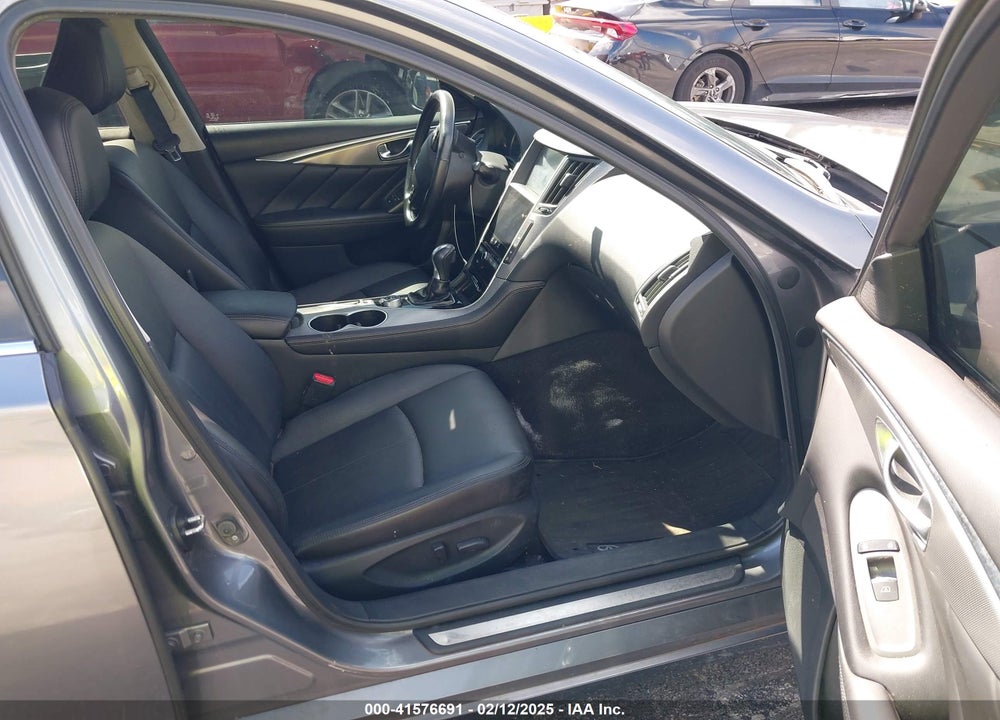 2017 INFINITI Q50 3.0T SIGNATURE EDITION VIN: JN1EV7AR5HM837170