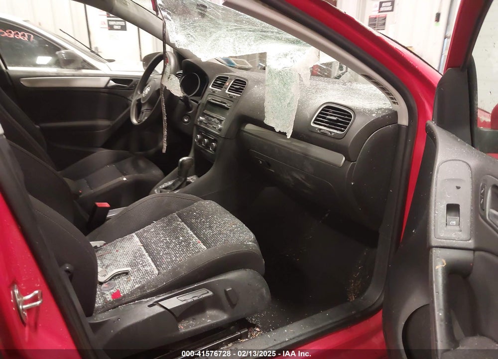 2013 VOLKSWAGEN GOLF VIN: WVWDB7AJ3DW133804