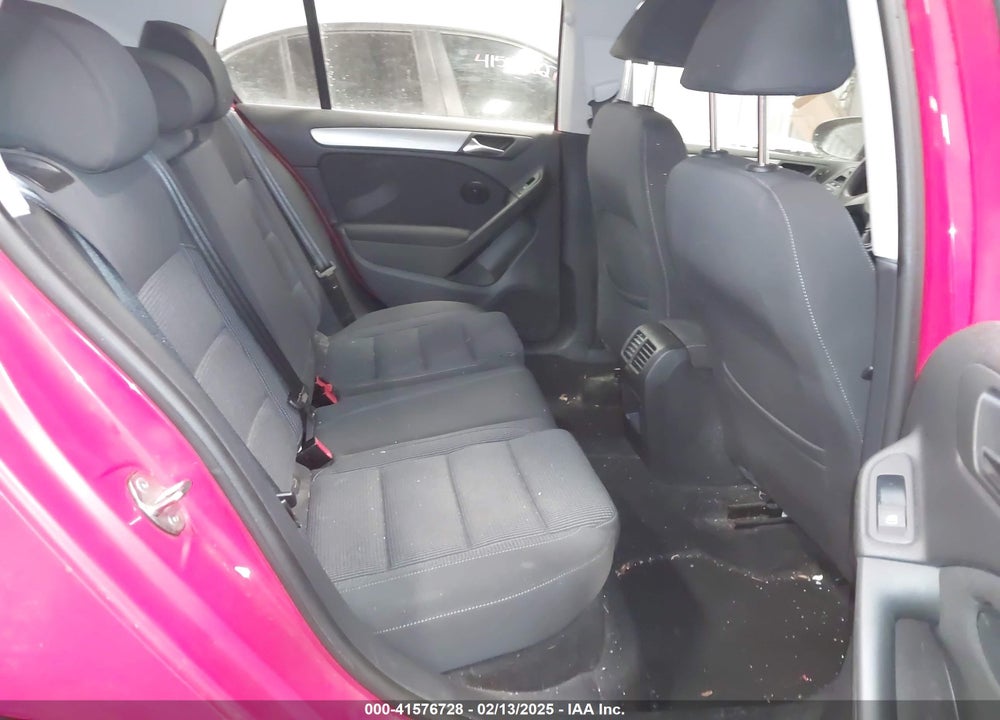 2013 VOLKSWAGEN GOLF VIN: WVWDB7AJ3DW133804