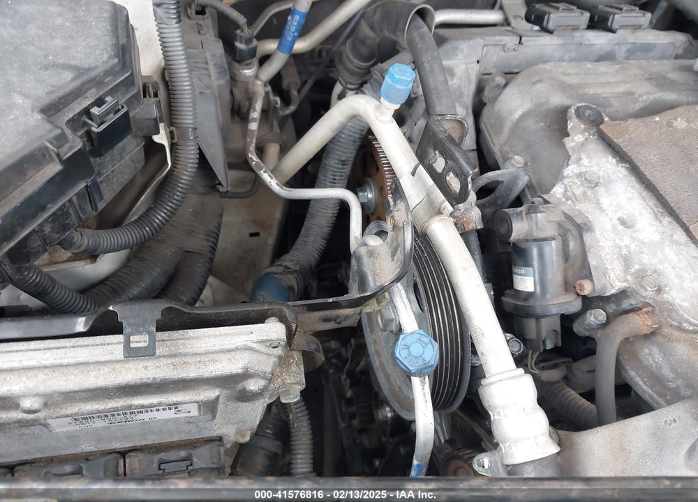 2010 HONDA PILOT EX VIN: 5FNYF4H4XAB019478