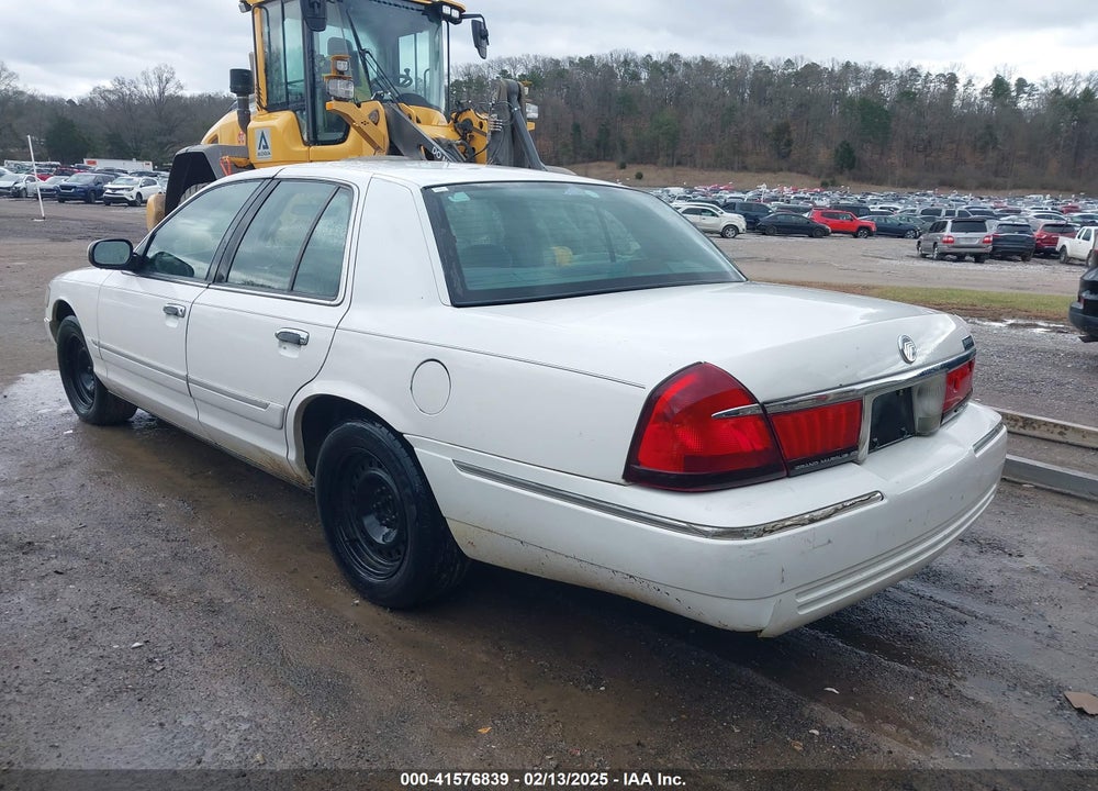 2002 MERCURY GRAND MARQUIS GS VIN: 2MEFM74W82X628008