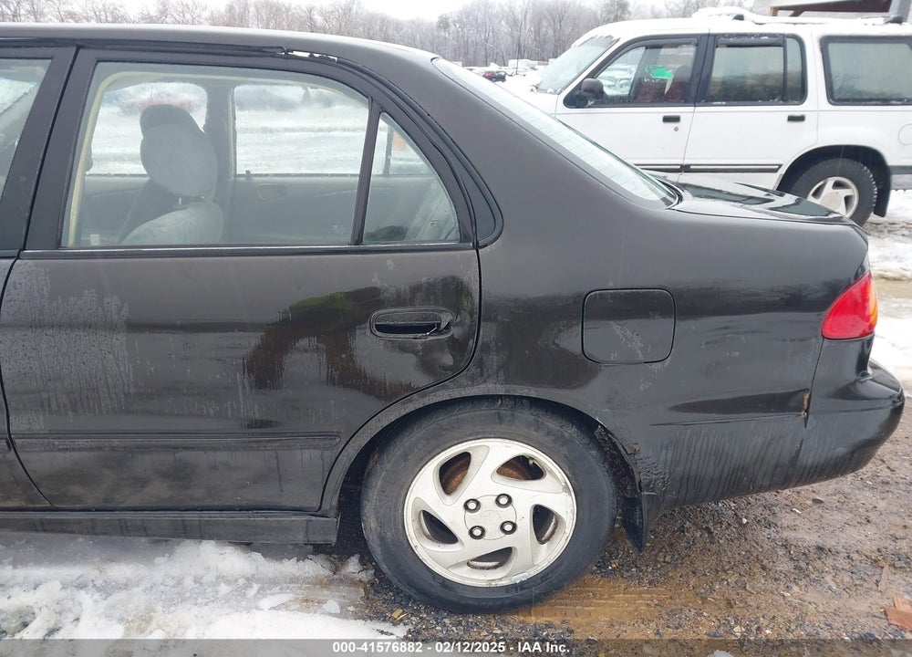 1998 TOYOTA COROLLA LE VIN: 2T1BR18E5WC040433