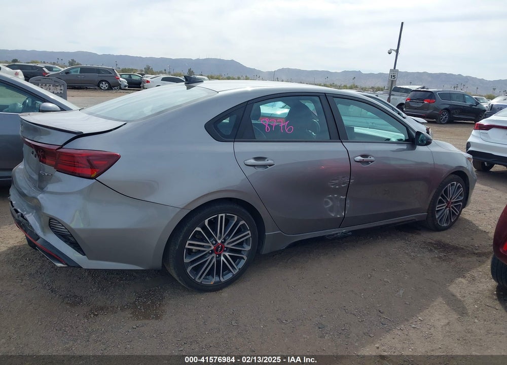 2023 KIA FORTE GT VIN: 3KPF44AC5PE578160