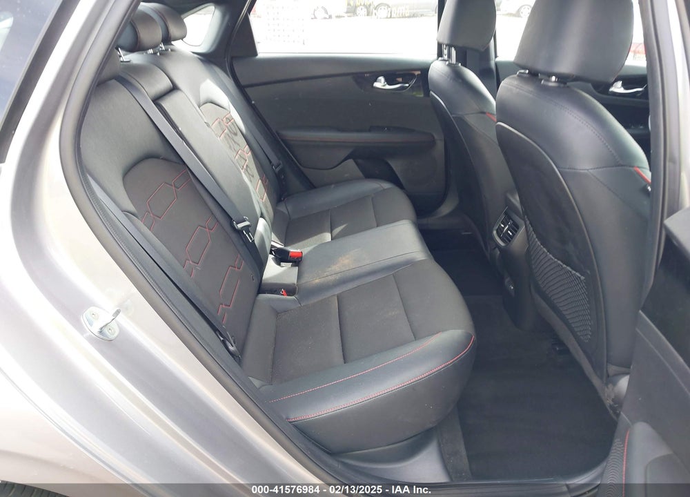2023 KIA FORTE GT VIN: 3KPF44AC5PE578160