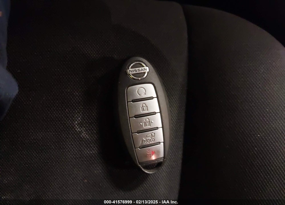 2019 NISSAN PATHFINDER SV VIN: 5N1DR2MMXKC634221