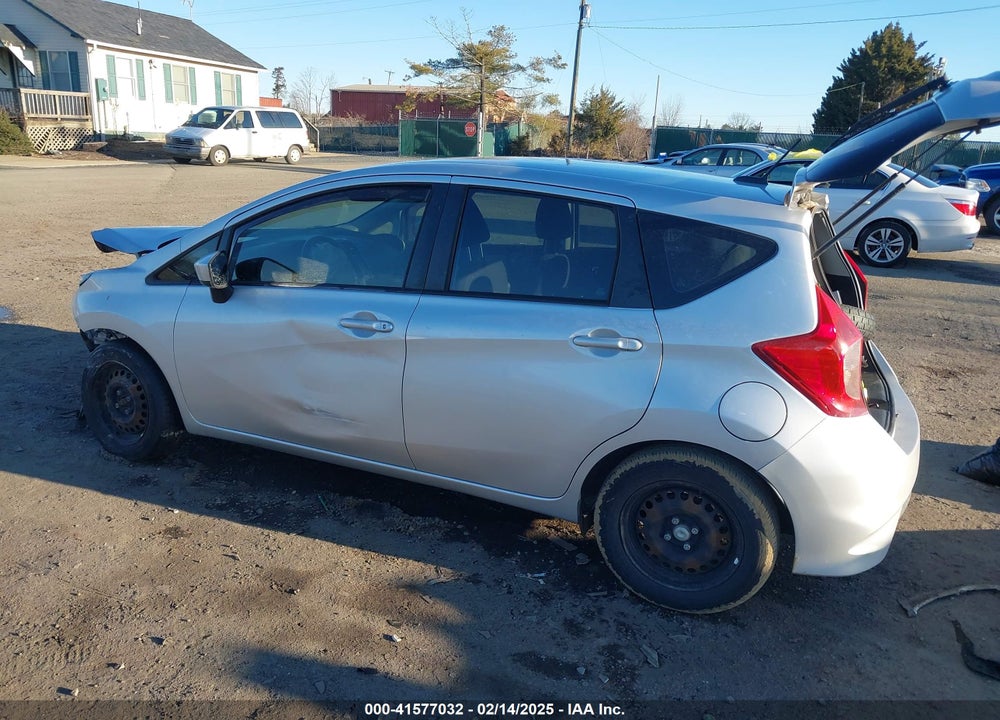 2017 NISSAN VERSA NOTE SV VIN: 3N1CE2CP5HL375340