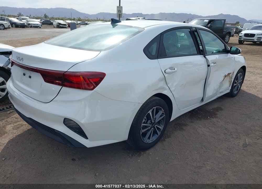 2024 KIA FORTE LXS VIN: 3KPF24ADXRE770983