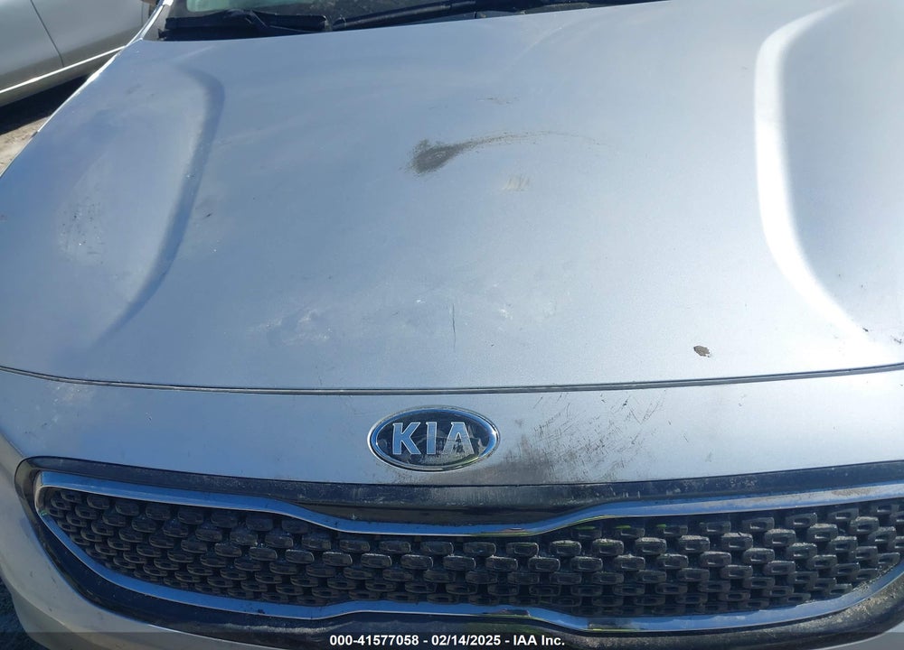 2017 KIA NIRO TOURING VIN: KNDCE3LCXH5082095