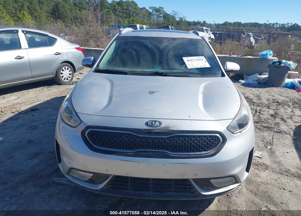 2017 KIA NIRO TOURING VIN: KNDCE3LCXH5082095
