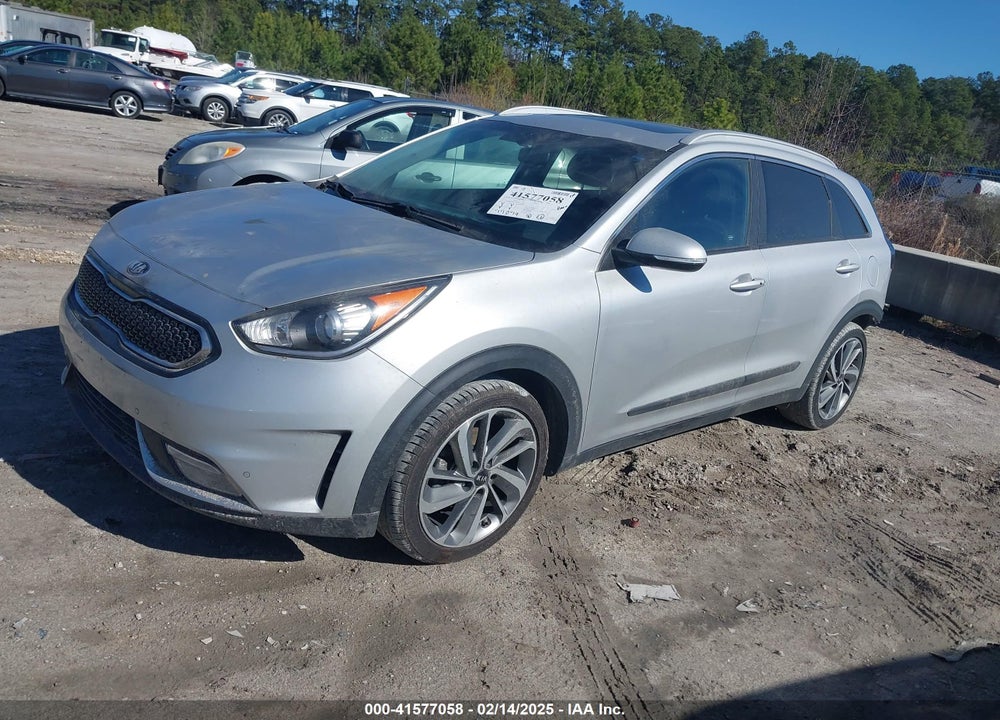 2017 KIA NIRO TOURING VIN: KNDCE3LCXH5082095