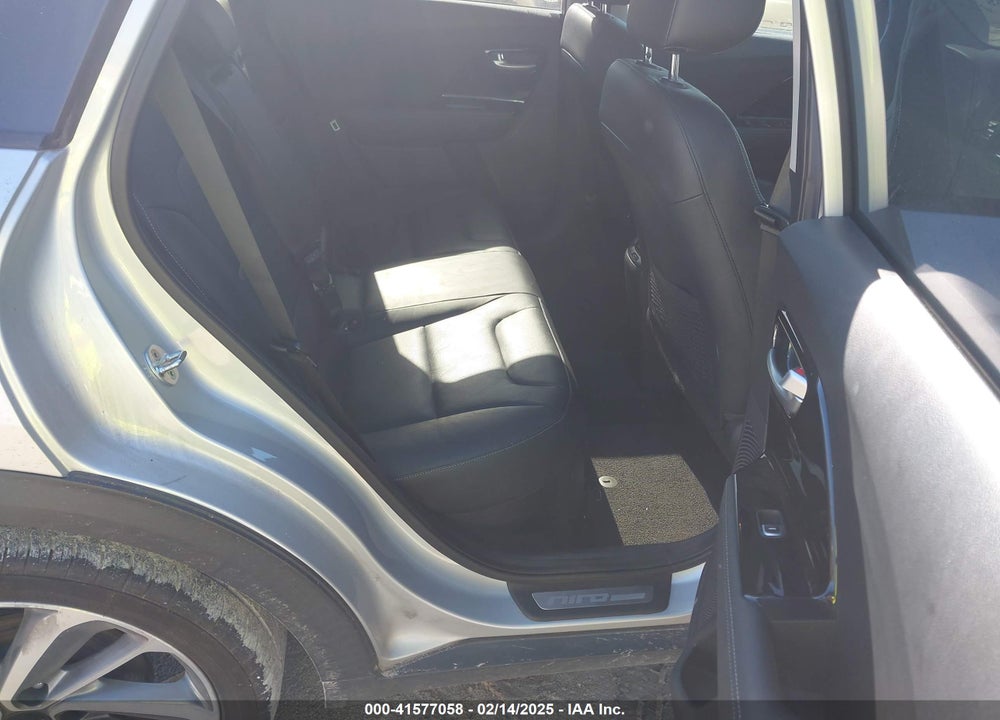 2017 KIA NIRO TOURING VIN: KNDCE3LCXH5082095