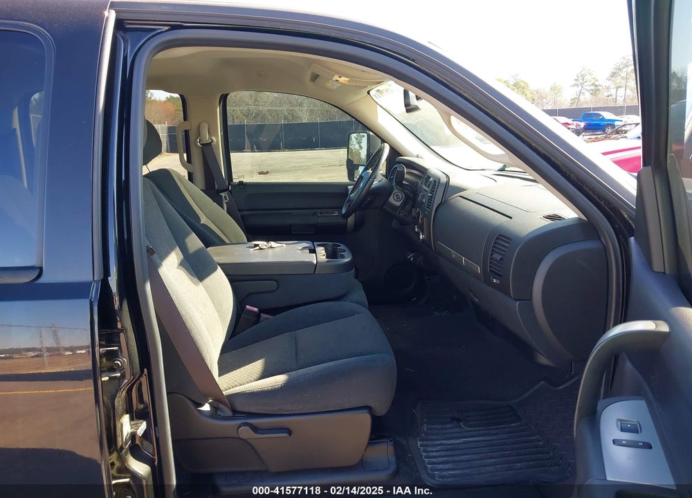 2007 CHEVROLET SILVERADO 1500 LT1 VIN: 2GCEK13M271686108