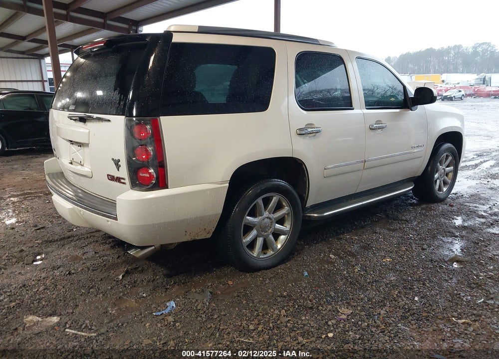 2012 GMC YUKON DENALI VIN: 1GKS2EEF3CR142263