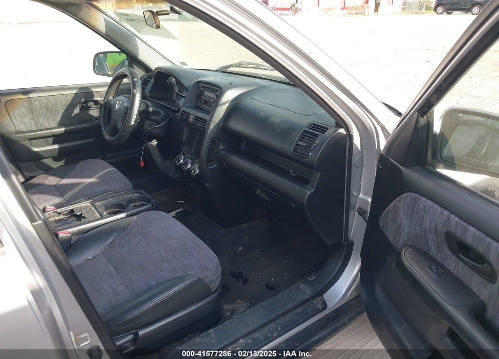 2002 HONDA CR-V LX VIN: JHLRD78492C088093