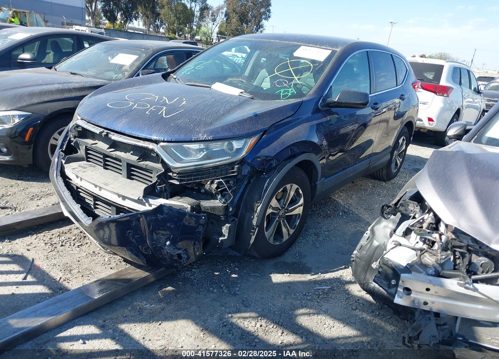 2018 HONDA CR-V LX VIN: 2HKRW5H3XJH411380