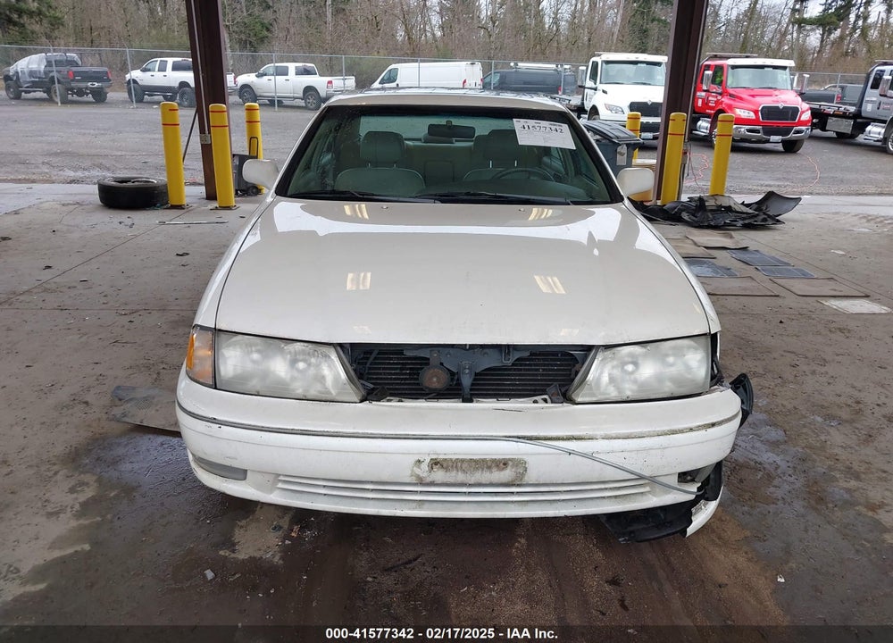 1998 TOYOTA AVALON VIN: 4T1BF18B5WU242038