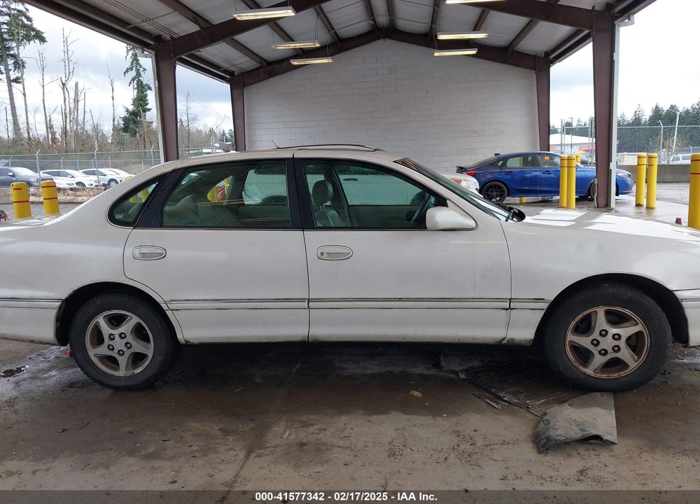 1998 TOYOTA AVALON VIN: 4T1BF18B5WU242038