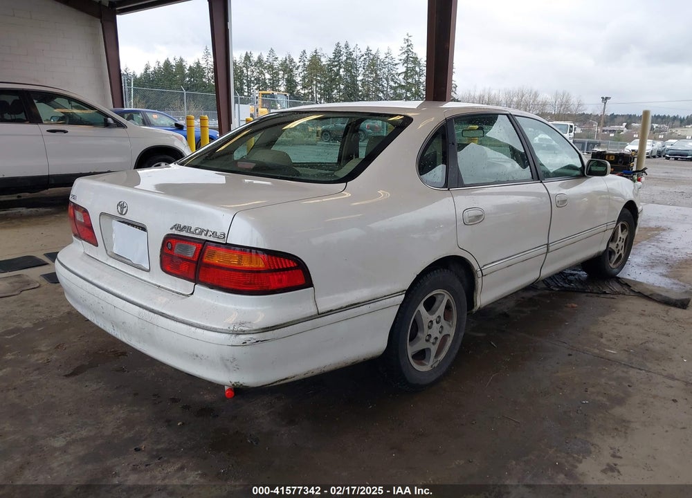 1998 TOYOTA AVALON VIN: 4T1BF18B5WU242038