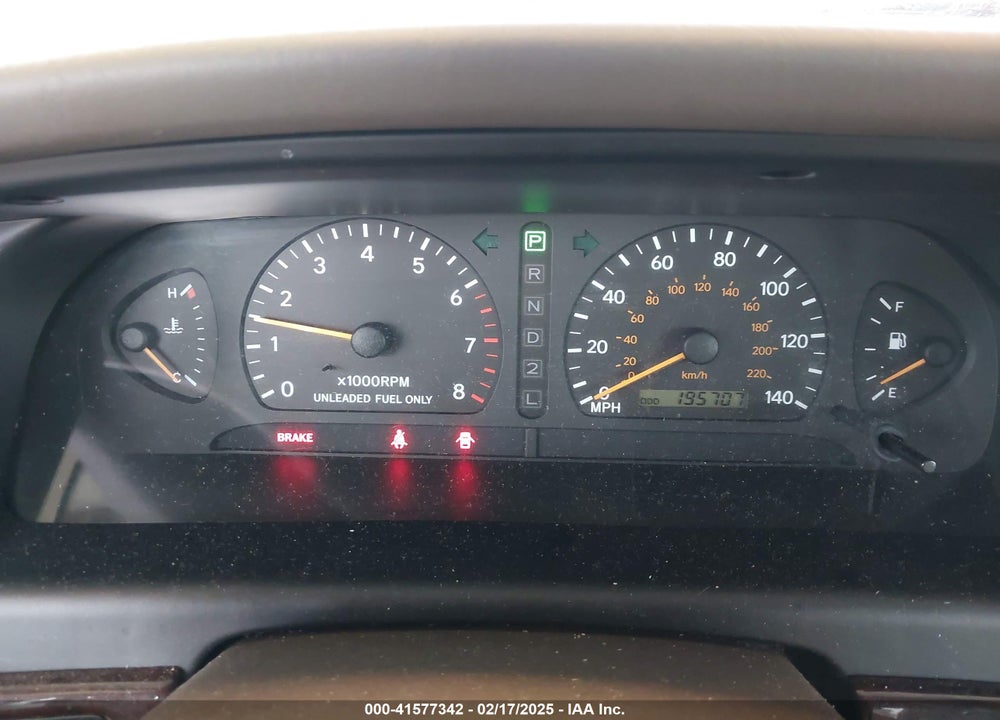 1998 TOYOTA AVALON VIN: 4T1BF18B5WU242038