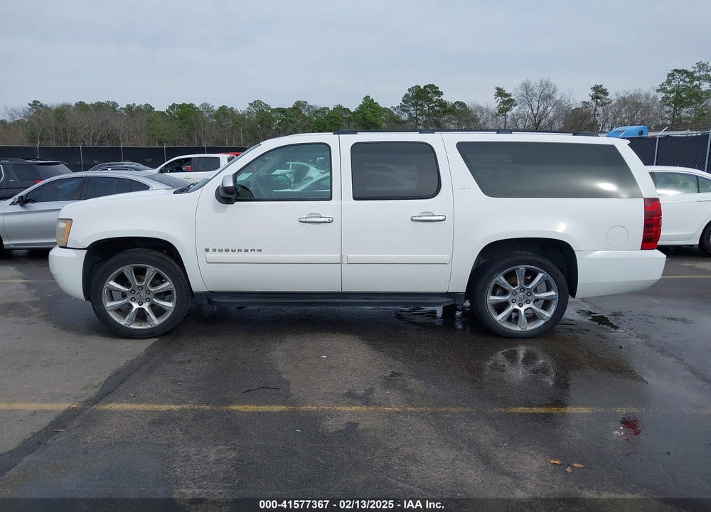 2008 CHEVROLET SUBURBAN 1500 VIN: 1GNFC16018R143195