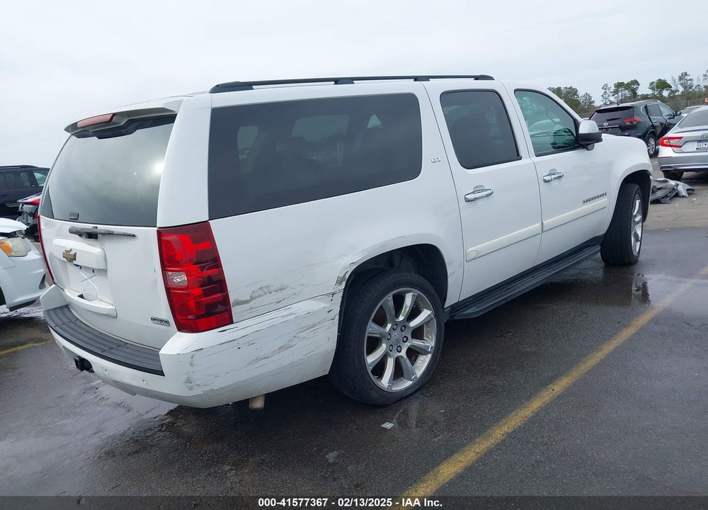 2008 CHEVROLET SUBURBAN 1500 VIN: 1GNFC16018R143195