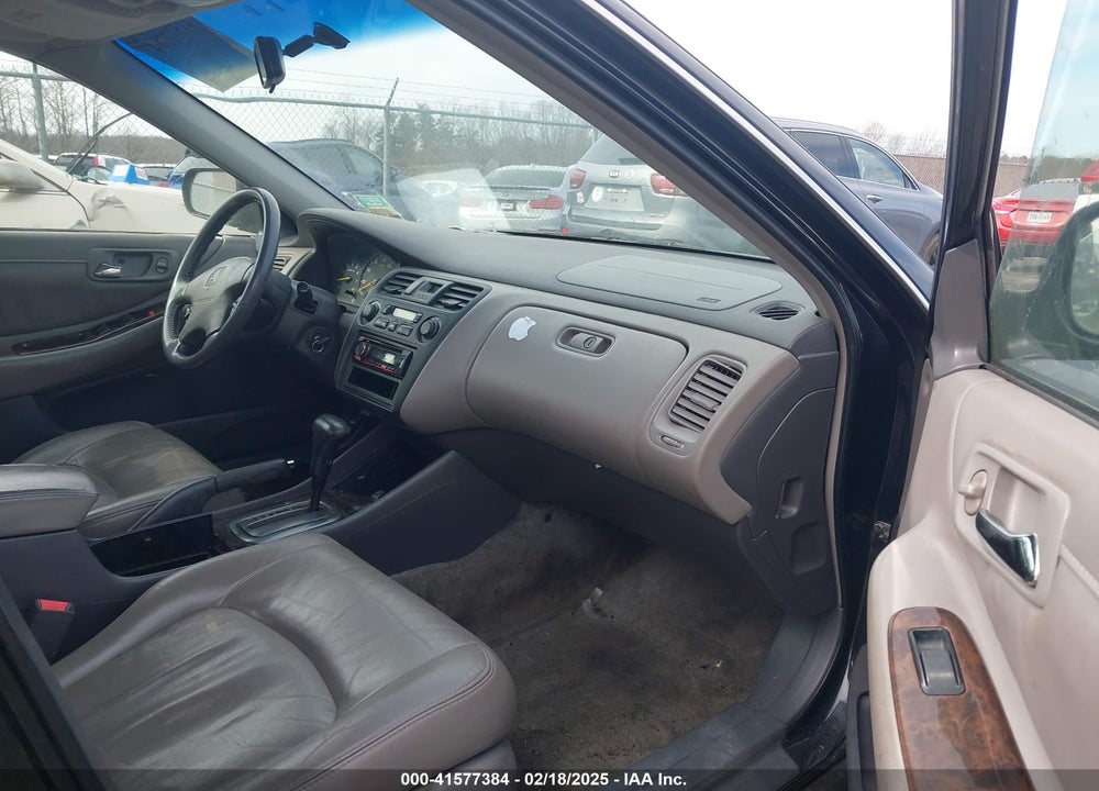 2002 HONDA ACCORD 3.0 EX VIN: 1HGCG16532A039326