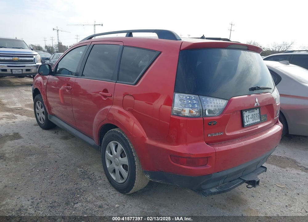 2013 MITSUBISHI OUTLANDER ES VIN: JA4AS2AW3DU007448