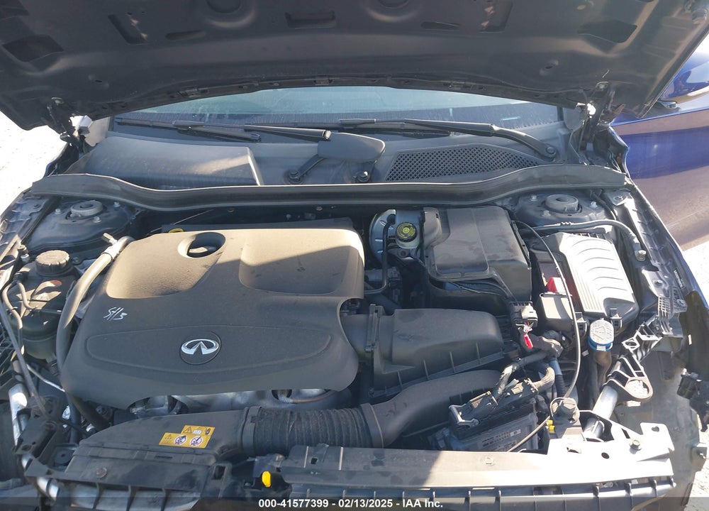 2019 INFINITI QX30 LUXE VIN: SJKCH5CP1KA008789