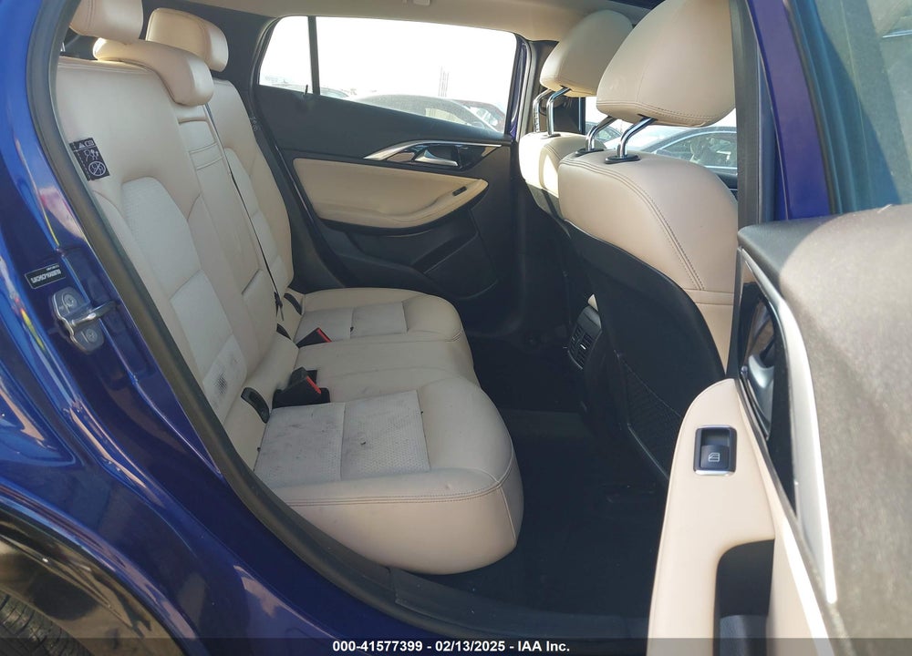 2019 INFINITI QX30 LUXE VIN: SJKCH5CP1KA008789