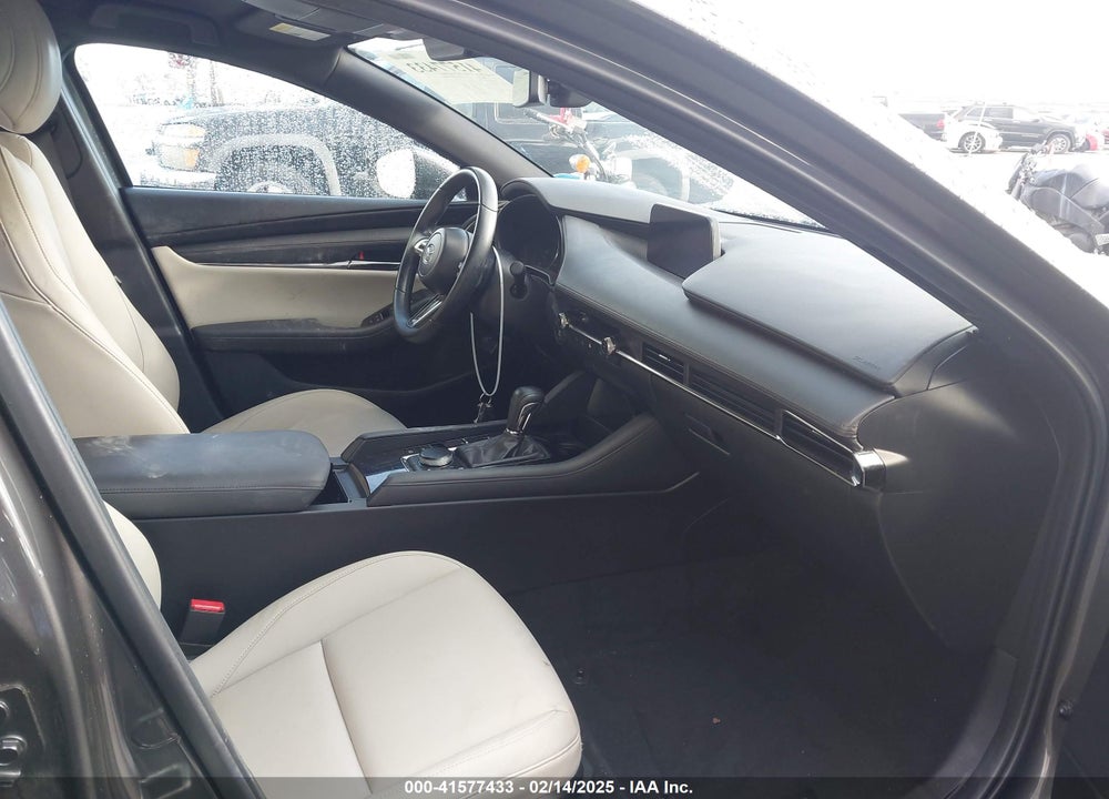 2019 MAZDA MAZDA3 HATCHBACK VIN: JM1BPBMM7K1125569