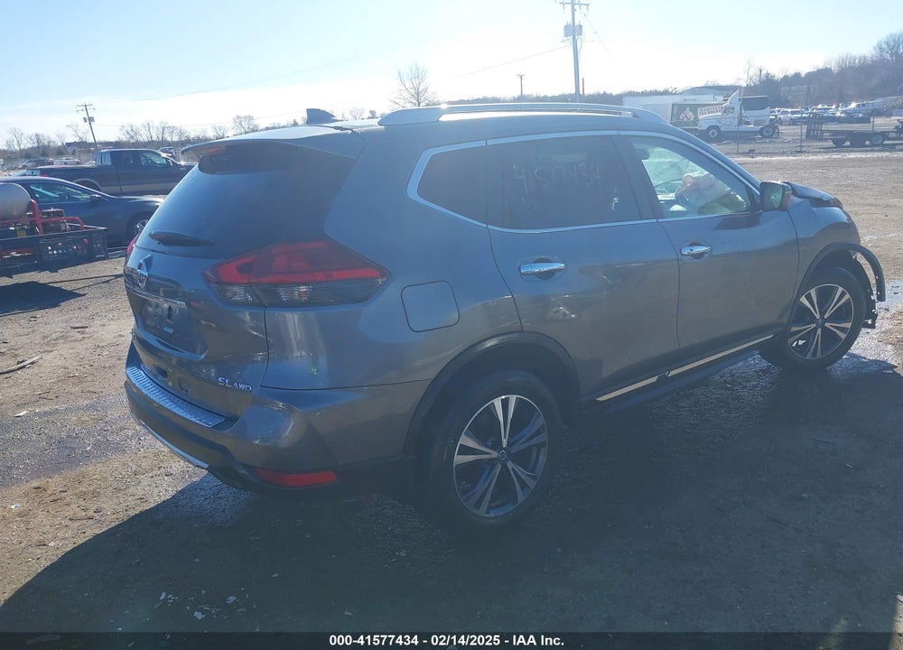 2017 NISSAN ROGUE SL VIN: 5N1AT2MV2HC861697
