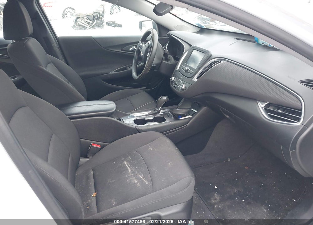 2018 CHEVROLET MALIBU VIN: 1G1ZD5ST5JF267531