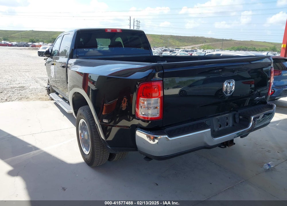 2022 RAM 3500 VIN: 3C63RRGL5NG293055