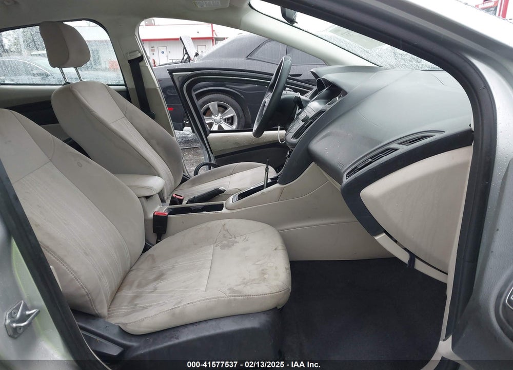 2018 FORD FOCUS VIN: 1FADP3F24JL326333