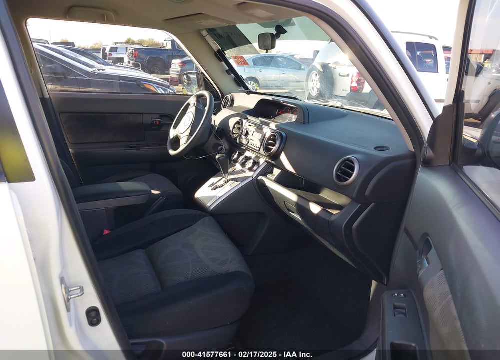 2013 SCION XB VIN: JTLZE4FE1DJ033998