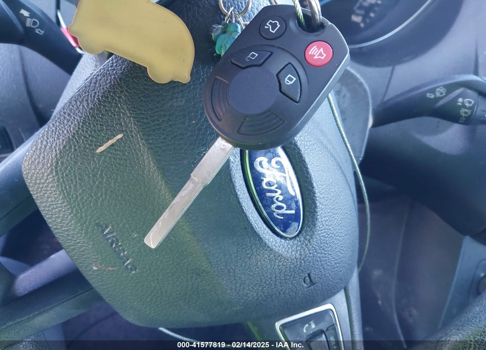 2018 FORD FOCUS VIN: 1FADP3E21JL201226