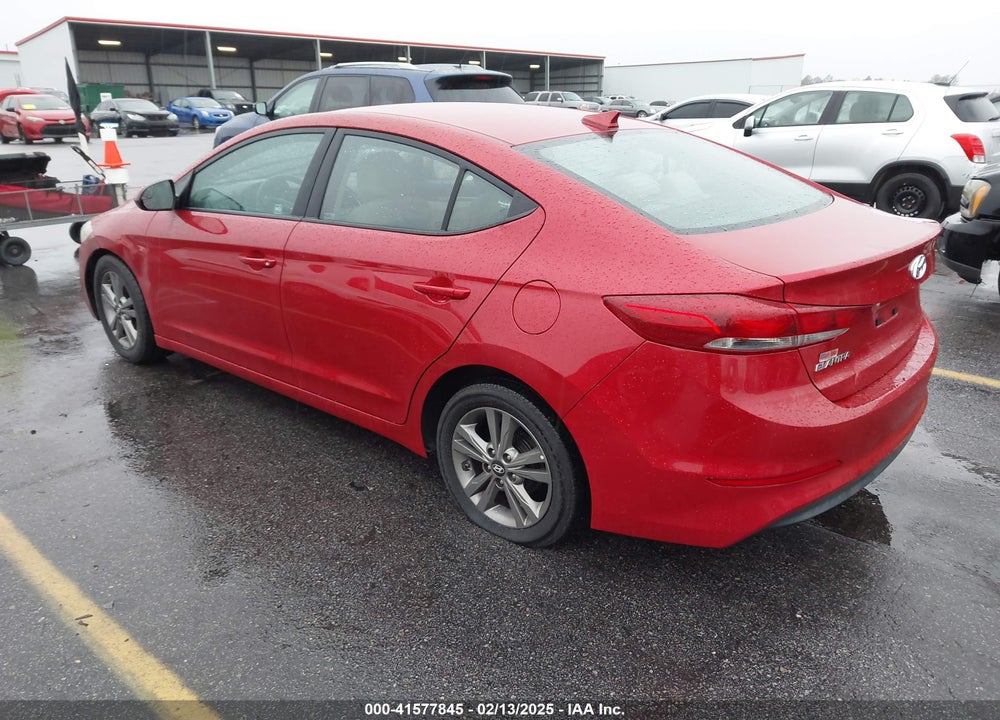 2017 HYUNDAI ELANTRA VIN: 5NPD84LF1HH131339