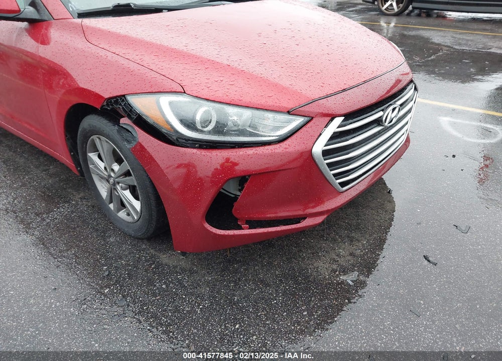 2017 HYUNDAI ELANTRA VIN: 5NPD84LF1HH131339