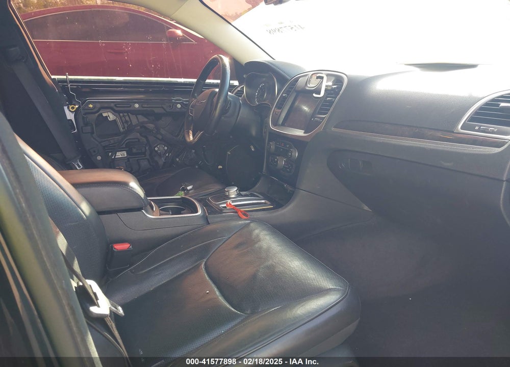 2019 CHRYSLER 300 VIN: 2C3CCAEGXKH536697