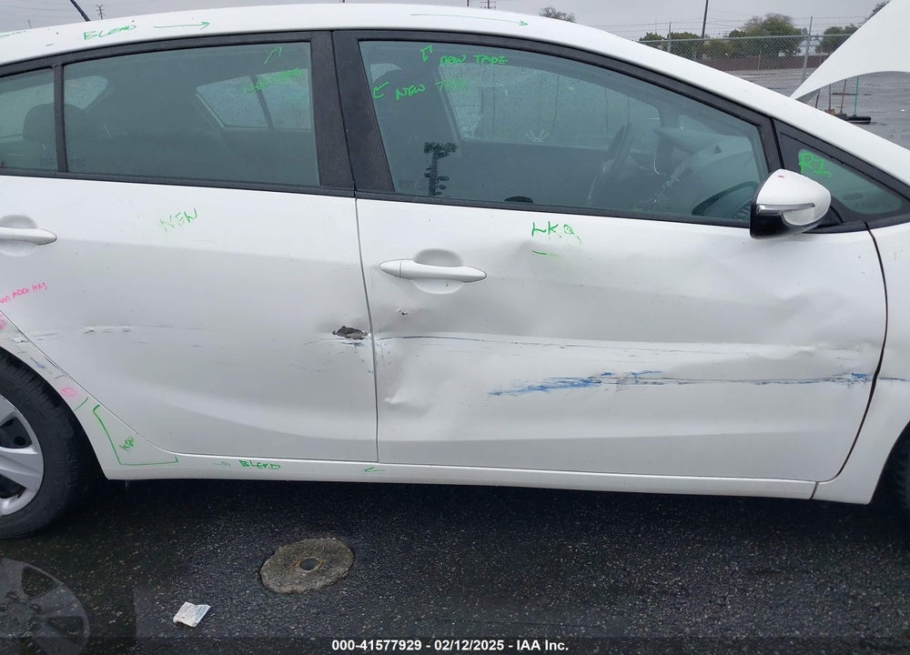 2016 KIA FORTE 5-DOOR VIN: KNAFK5A80G5629547