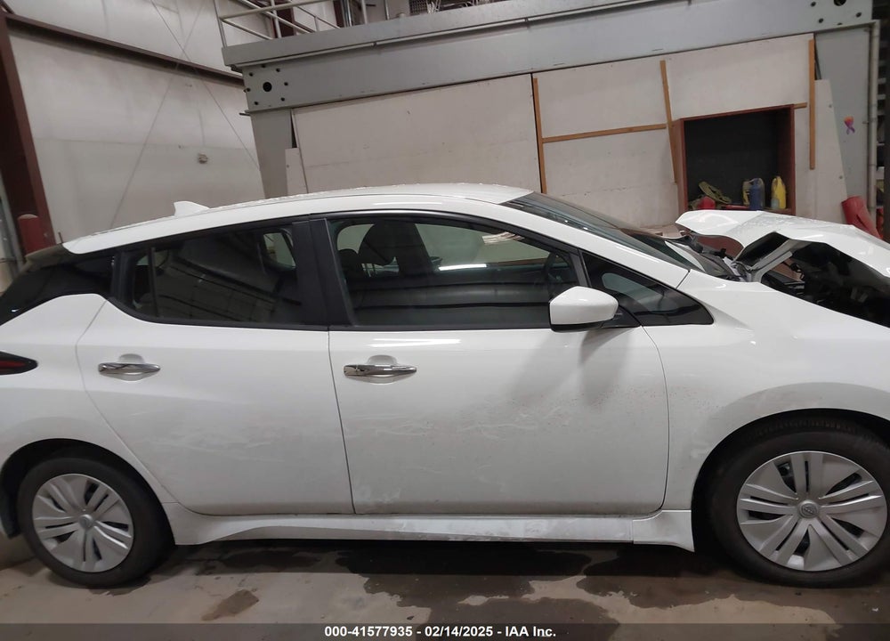 2024 NISSAN LEAF VIN: 1N4AZ1BV4RC550165