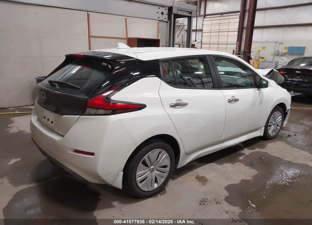 2024 NISSAN LEAF VIN: 1N4AZ1BV4RC550165