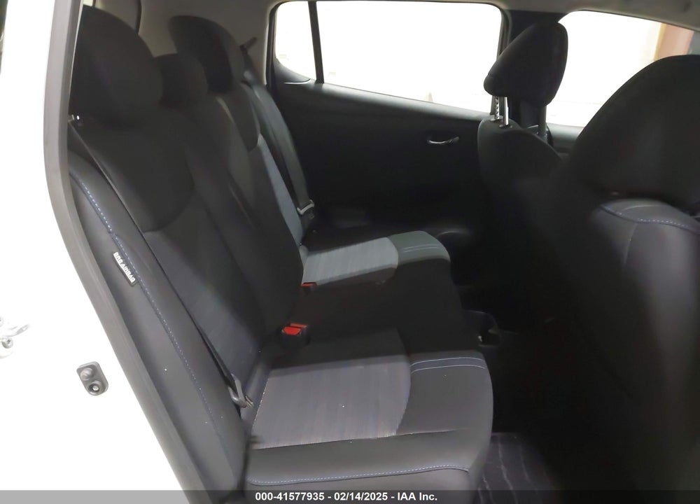 2024 NISSAN LEAF VIN: 1N4AZ1BV4RC550165