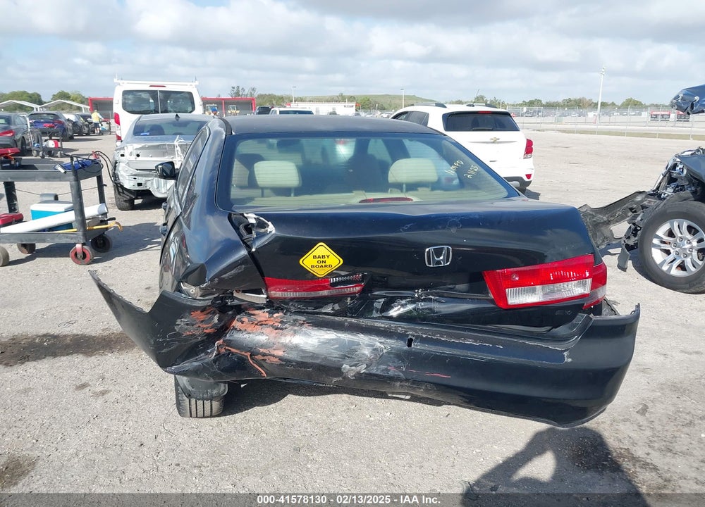 2003 HONDA ACCORD 2.4 EX VIN: JHMCM56633C087193