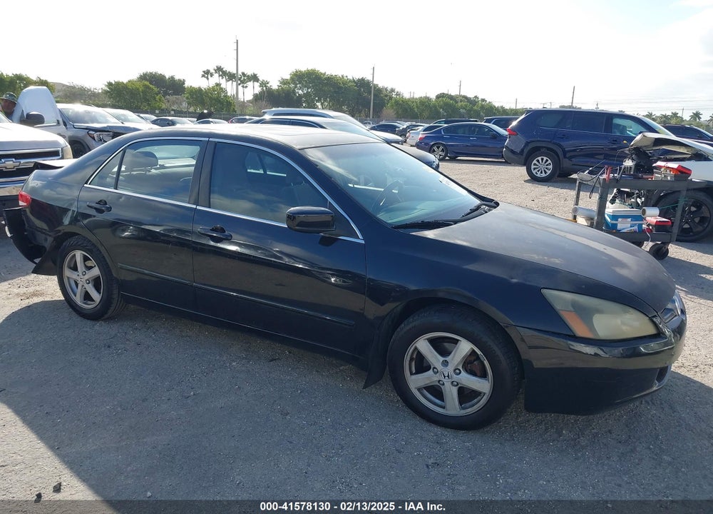 2003 HONDA ACCORD 2.4 EX VIN: JHMCM56633C087193