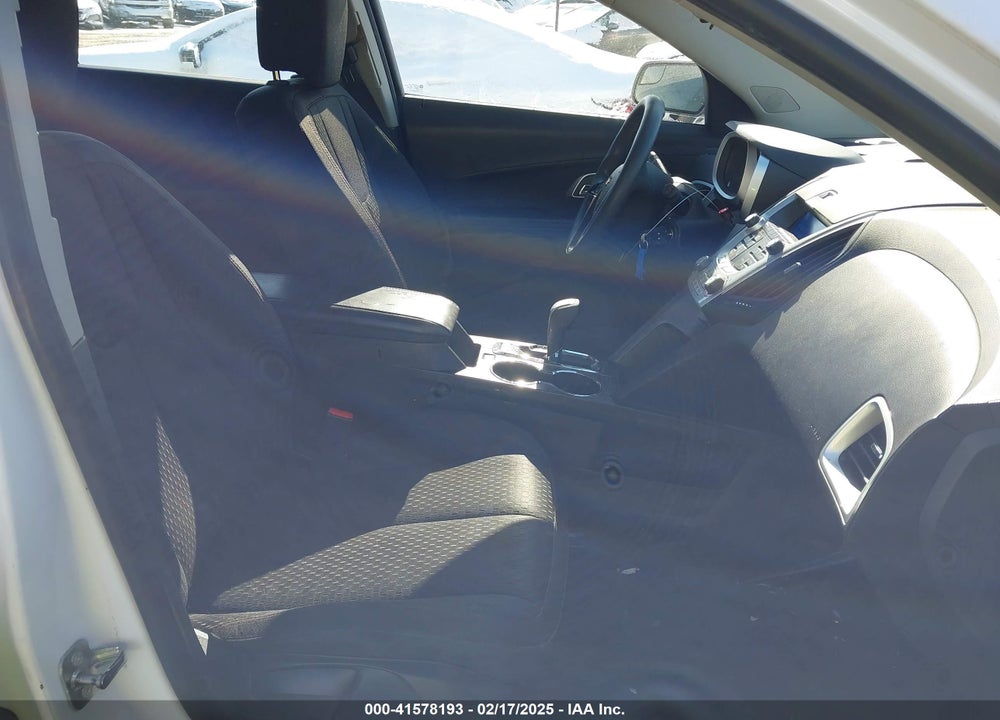 2014 CHEVROLET EQUINOX LS VIN: 1GNALAEK2EZ135664