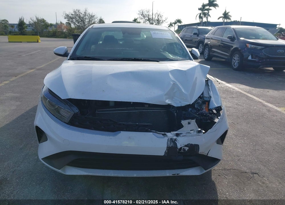2024 KIA FORTE VIN: 3KPF24AD0RE695985